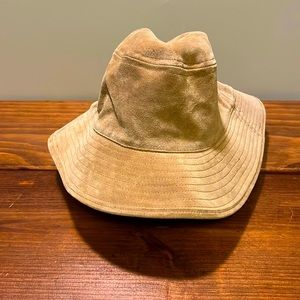 Vintage Suede Banana Republic Bucket Hat (Unisex)